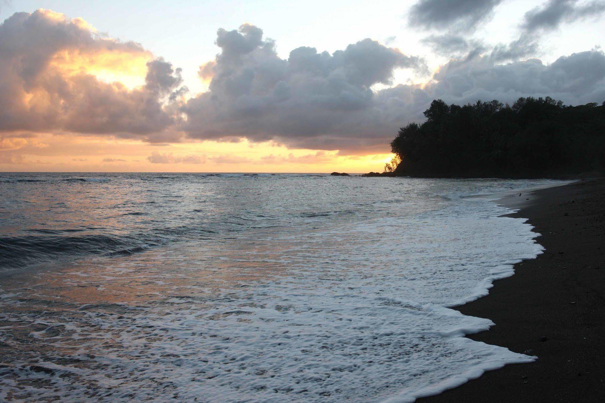 Friendly Beach Looukeureus Экстерьер фото